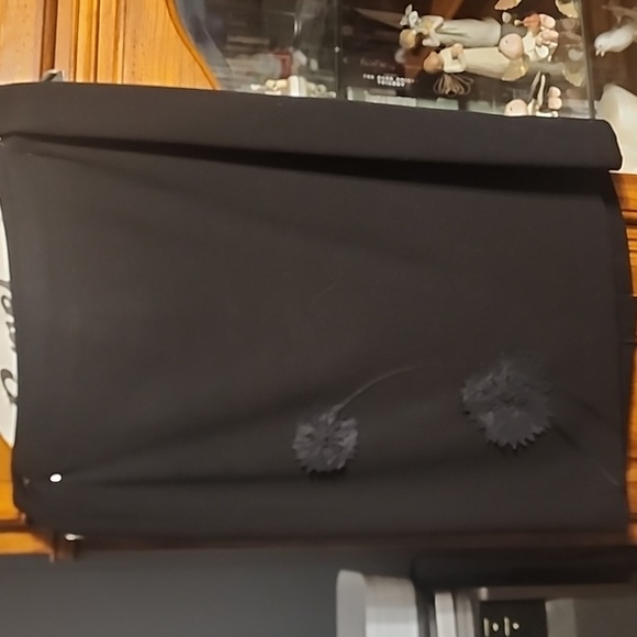 Signature Dresses & Skirts - ‼️50%_5+Bundles‼️ Signature Black Skirt with Textured Detail B7